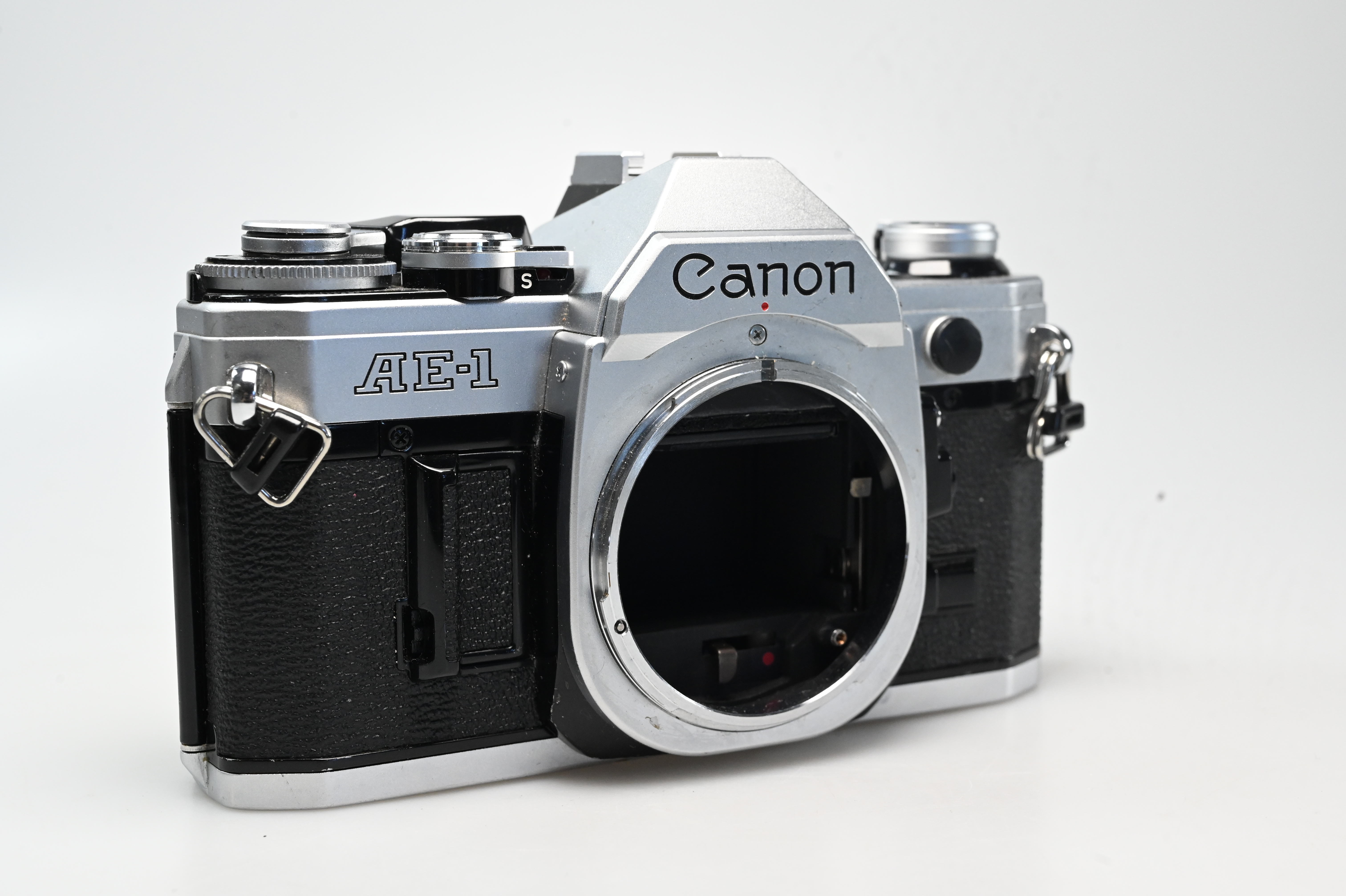 Used Canon AE-1 SLR Film Camera Body Chrome AE1 in 'Inoperable