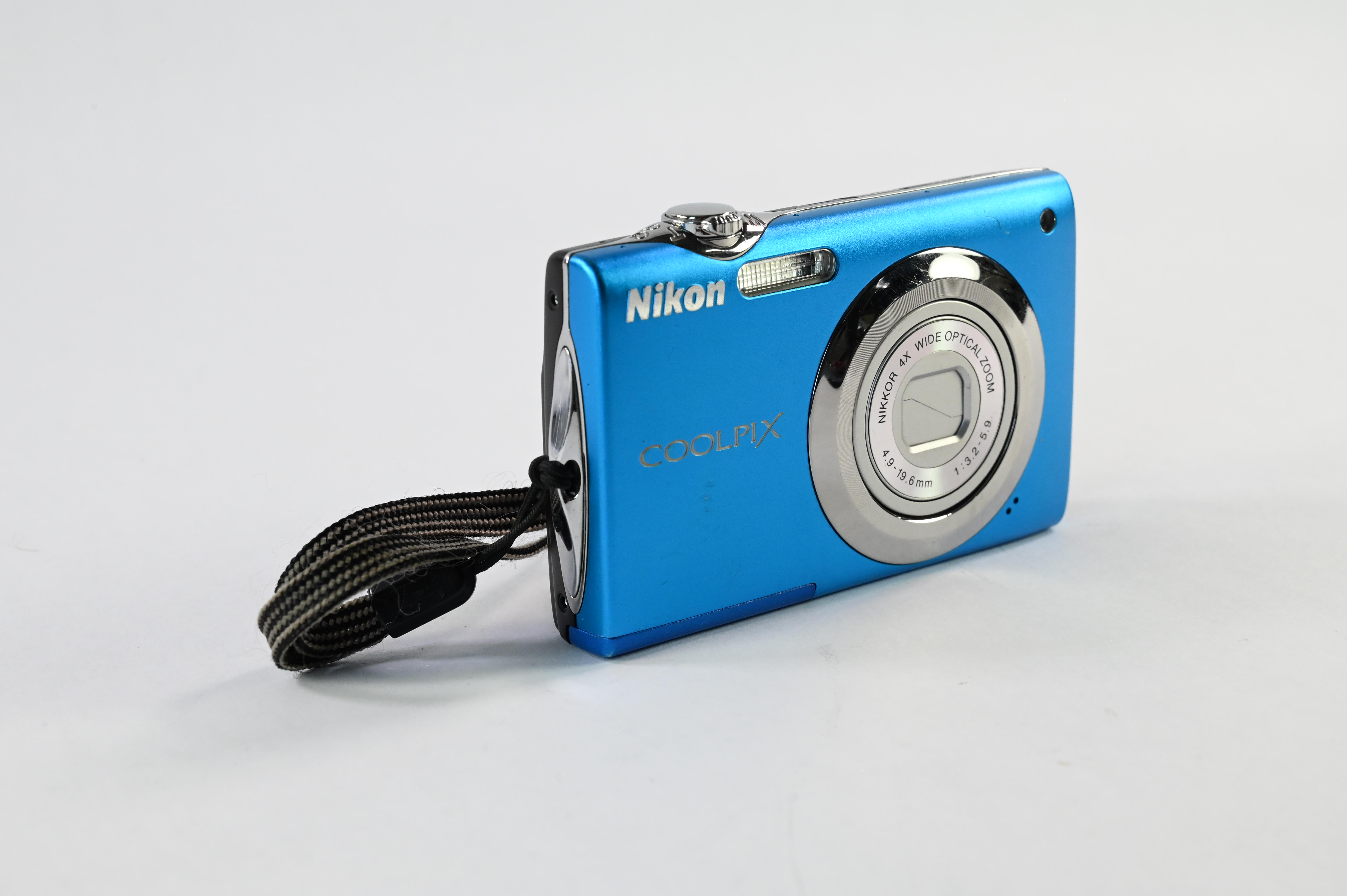 Used Nikon Coolpix S3000 12MP Digital Camera w/4x Wide Zoom in