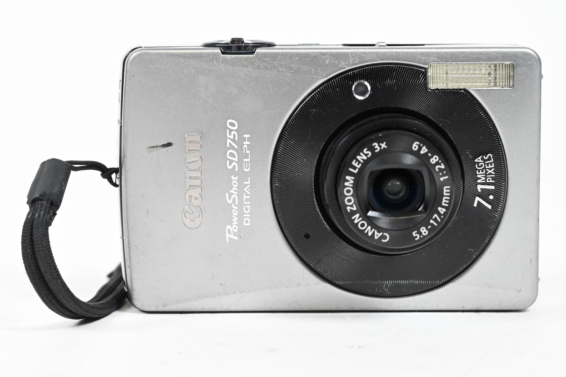 1979年冬エディンバラ・Canon Gate写真1979年1月11日 Used Canon PowerShot SD750 7.1MP Digital Elph Camera w/3x Zoom
