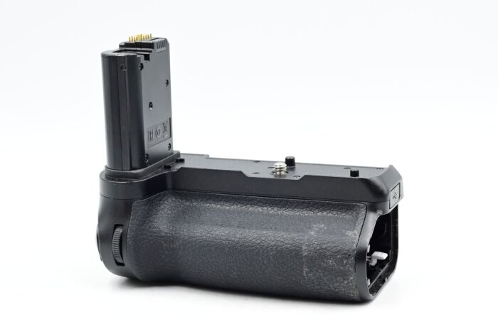 Used Nikon MB-N11 Power Battery Pack with Vertical Grip Z6II Z7II