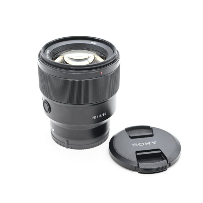 【ほぼ未使用】SONY FE 85mm F1.8 SEL85F18 Eマウント Used Sony FE 85mm f1.8 Lens E-Mount SEL85F18 in 'Good' condition