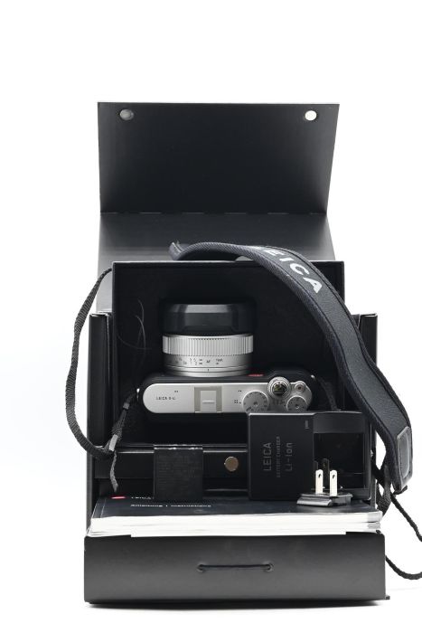 Used Leica X-U (Typ 113) 16.2MP Digital Camera Waterproof in