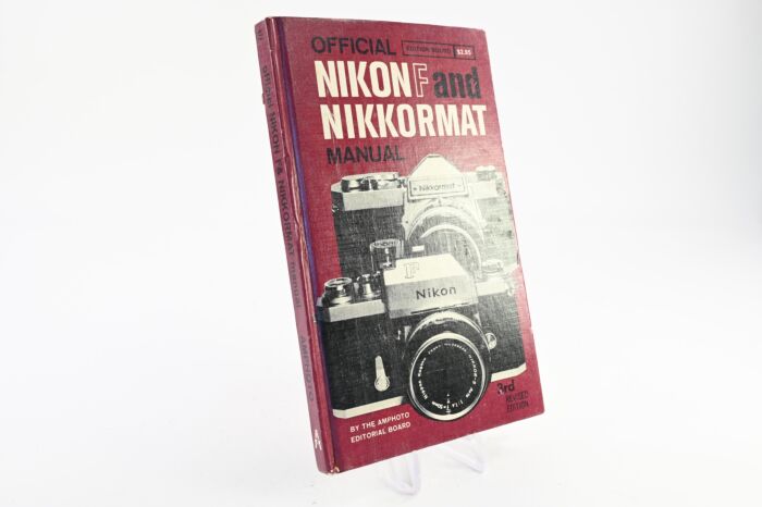 Used Nikon F and Nikkormat Manual By The Amphoto Edit Board in