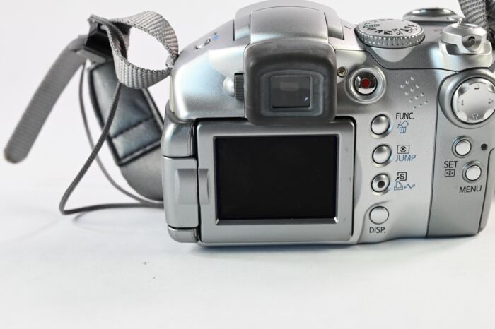 Used Canon PowerShot S2 IS 5MP Digital Camera w/12x Zoom in