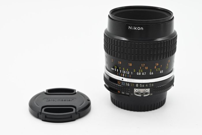 Nikon Nikkor AI-S 55mm f2.8 Micro Lens AIS