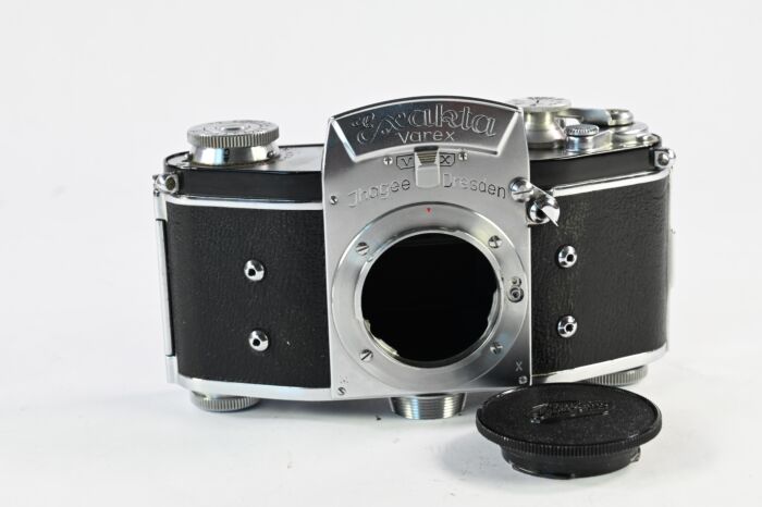 Used Ihagee Exakta Varex VX 100 Body in 'Fair' condition