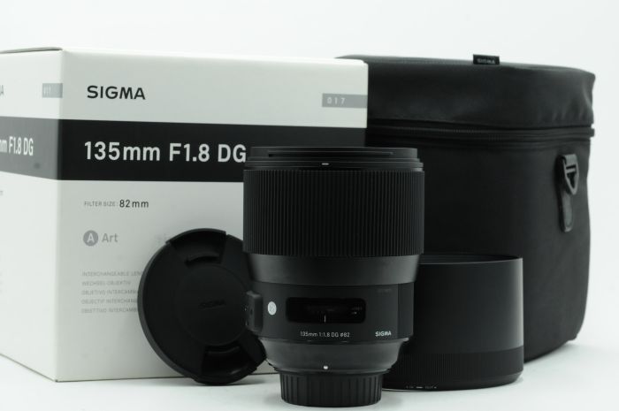 Used Sigma AF 135mm f1.8 DG HSM Art Lens Nikon F in 'Good' condition