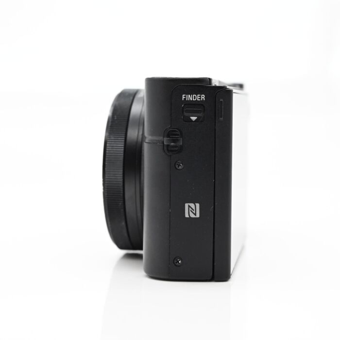 【返品保証】SONY Cyber-shot DSC-RX100 III Sony Cyber-shot DSC-RX100 III 20.2MP 2.9x Optical Zoom Digital