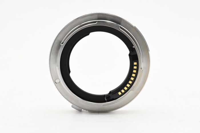 Used Leica 18765 M-Adapter L (Silver, M Lens to T/L Body) in Used Leica 18765 M-Adapter L (Silver, M Lens to T/L Body) in