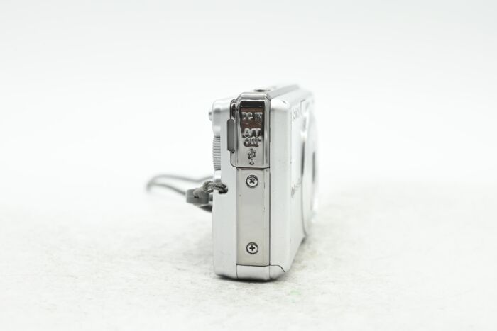 Used Sony Cyber-Shot DSC-S980 12.1MP Digital Camera w/4x Zoom