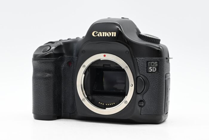 キャノン EOS 5D 12.8MP Digital SLR カメラ ボディ 2330338 【公式通販】