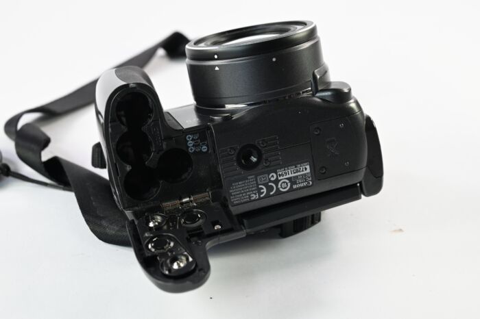 Used Canon PowerShot S3 IS 6MP Digital Camera w/12x Zoom in
