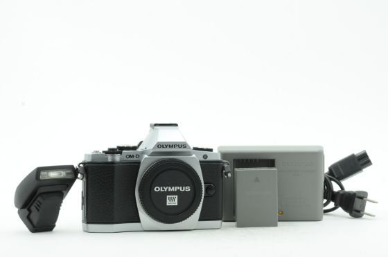 Olympus OM-D E-M5 16.1MP Mirrorless Digital Camera Body w/FL-LM2 Flash MFT