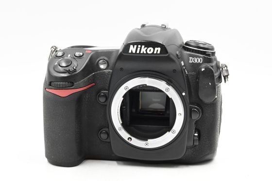 Nikon D300 12.3MP Digital SLR Camera Body [Parts/Repair]