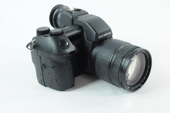 Olympus Camedia E-10 4MP Digital Camera w/9-36mm Lens