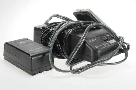 Sony AC-V16A AC Power Adaptor w/ NP-98 Battery Pack