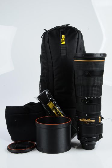 Nikon AF-S Nikkor 180-400mm f4 E TC1.4 FL ED VR Lens