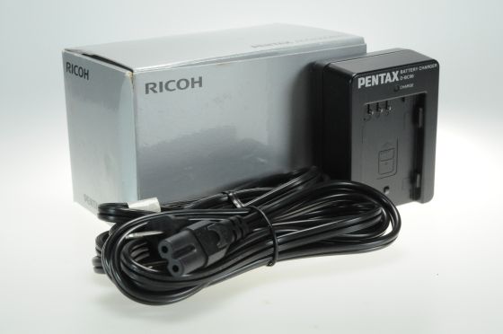 Ricoh Pentax Battery Charger 39835 Kit K-BC90U