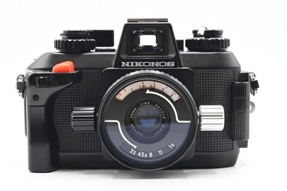 Nikon Nikonos IV-A Underwater 35mm Film Camera Kit w/ 35mm Lens