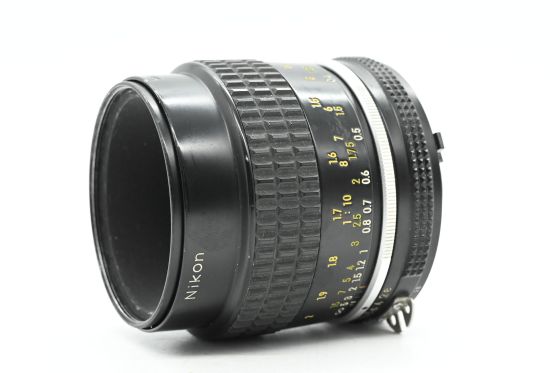 Nikon Nikkor AI-S 55mm f2.8 Micro Lens AIS [Parts/Repair]