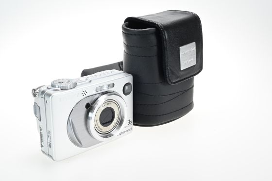 Sony DSC-W1 Cyber-Shot 5.1MP Digital Point-and-Shoot Camera
