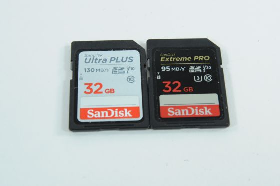 Lot of SanDisk 32GB Extreme PRO 95MB/s SDHC Memory Card
