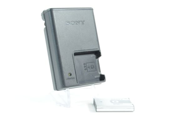 Sony BC-CSK Charger & NP-BK1