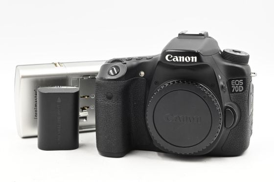 Canon EOS 70D Digital SLR 20.2MP Camera Body