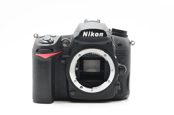 Nikon D7000 16.2MP Digital SLR Camera Body [Parts/Repair]