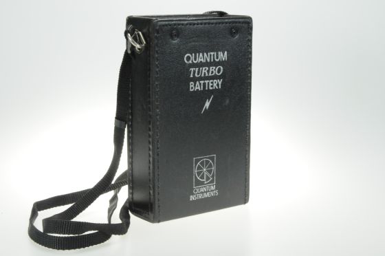 Quantum Turbo Battery External Flash Cell.