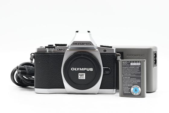 Olympus OM-D E-M5 16.1MP Mirrorless Digital Camera Body Micro 4/3, *Read