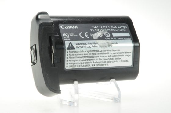 Genuine Canon LP-E4 Battery for 1D III, 1DS III,1D IV & 1DX Cameras