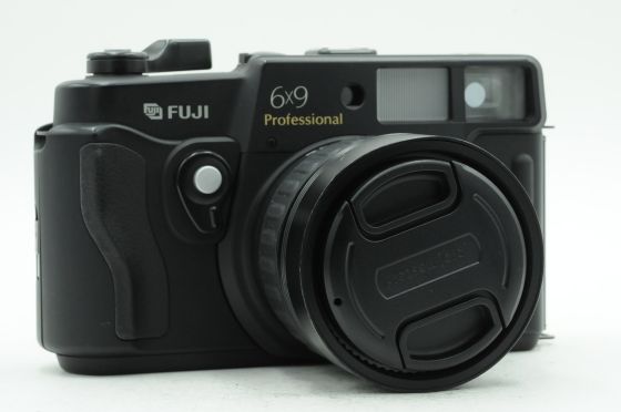 Fuji Fujifilm GW690III Rangefinder Film Camera w/90mm F3.5 Lens