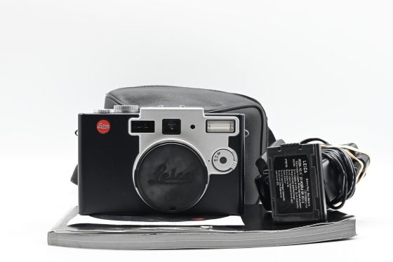 Leica Digilux 1 4MP Digital Camera w/7-21mm Summicron Lens