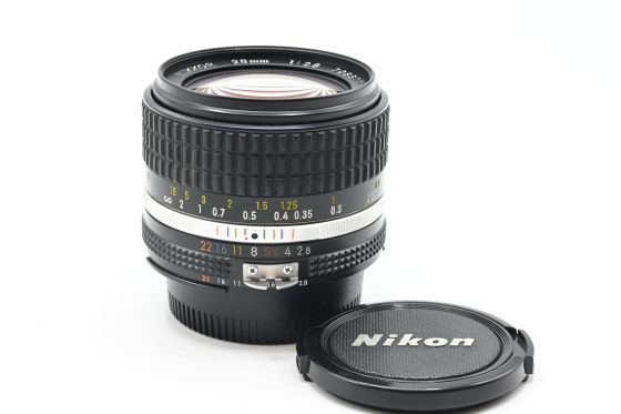 Nikon Nikkor AI-S 28mm f2.8 Lens AIS