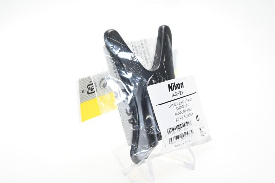 Genuine Nikon AS-21 Speedlight Stand for SB-910 and SB900 AF Speedlights