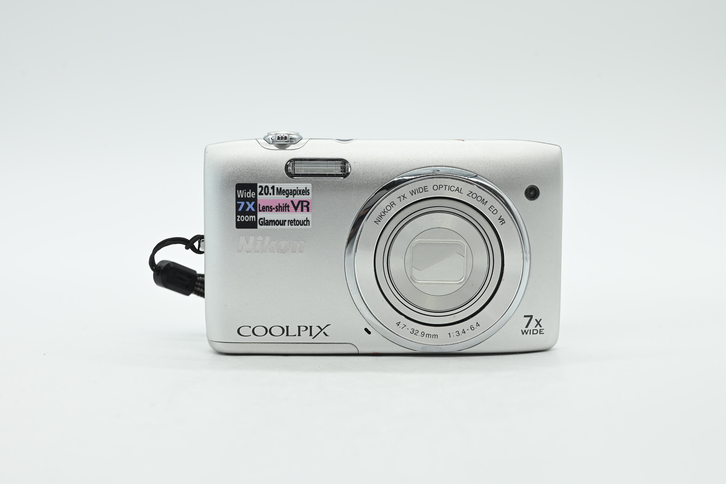 クラシックな人気商品 nikon coolpix S3500 【公式通販】
