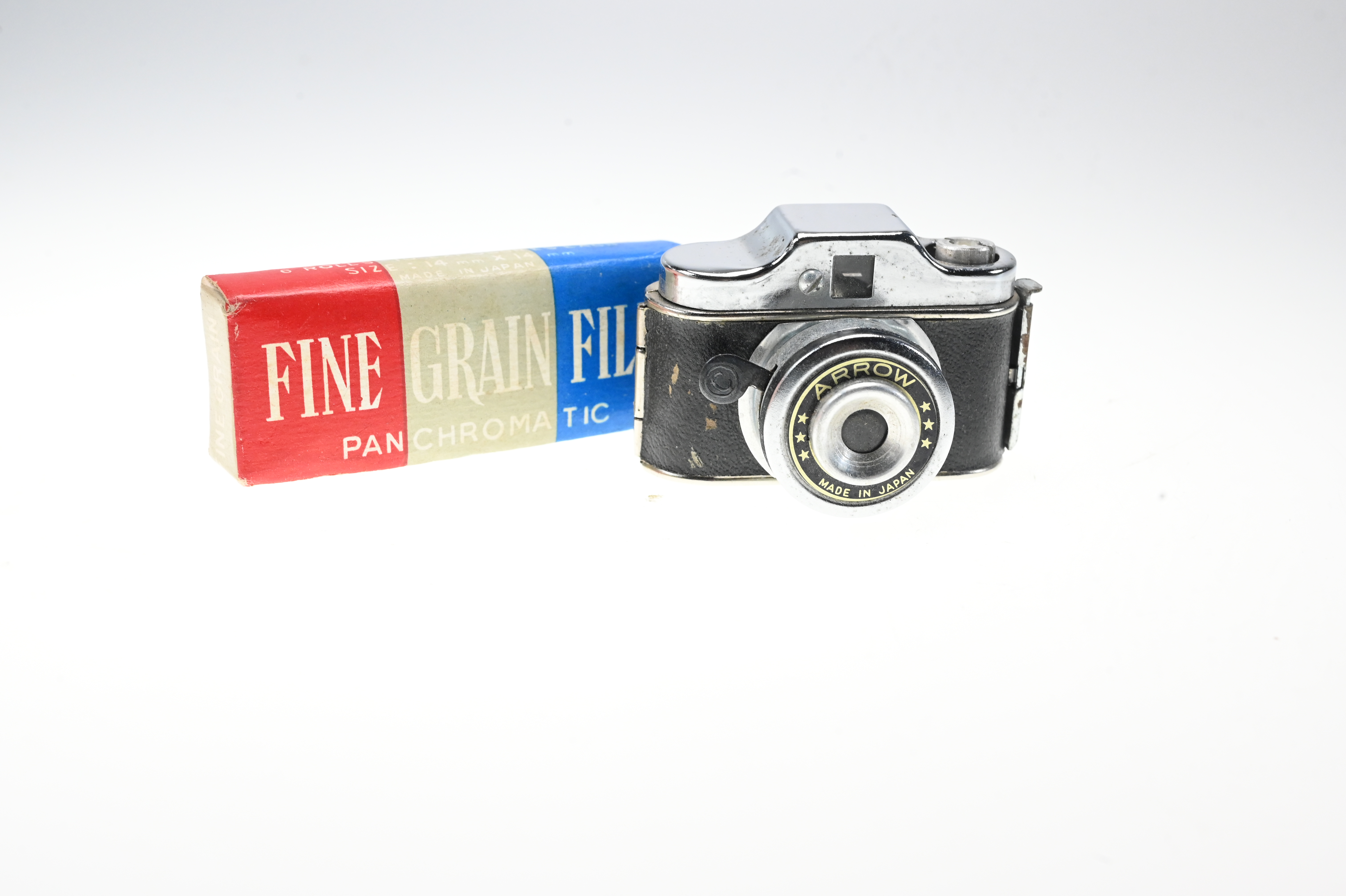 Used Vintage Arrow Spy Camera Miniature Subminiature w/6 rolls of film ...
